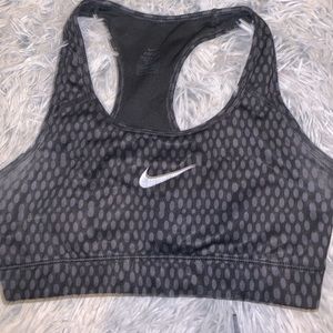 Sports bra